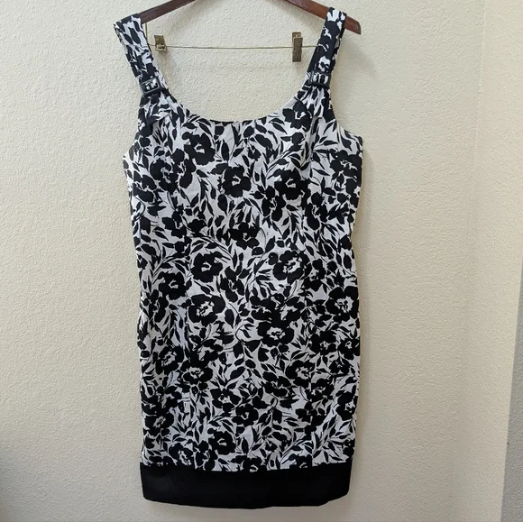 CHAPS by Ralph Lauren black & white Floral sheath Midi sundress. Size 16 - Picture 1 of 6